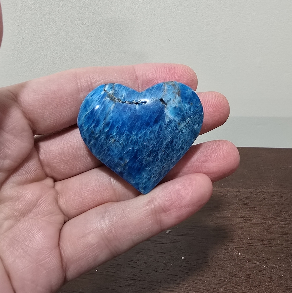 Blue Apatite Crystal Heart #B - Picture 5 of 5